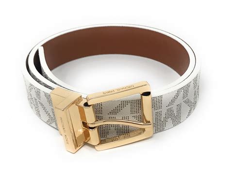 michael kors belt make small.